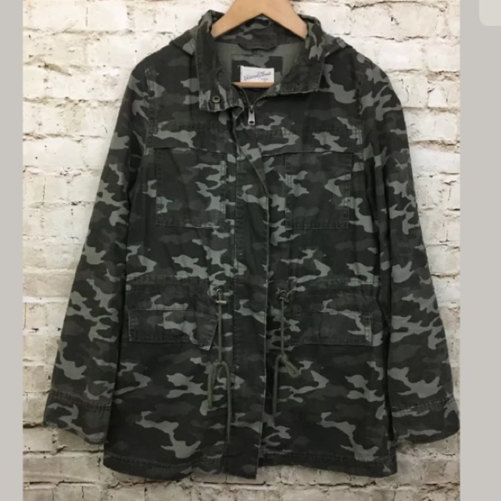 Universal Threads Camo Anorak Utility Jacket - image 1